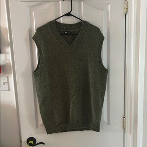 Simons Olive V-Neck Sweater Vest